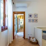 Casa Annette By La Via Del Mare Viaggi E Vacanze ヴィッラシミーウス